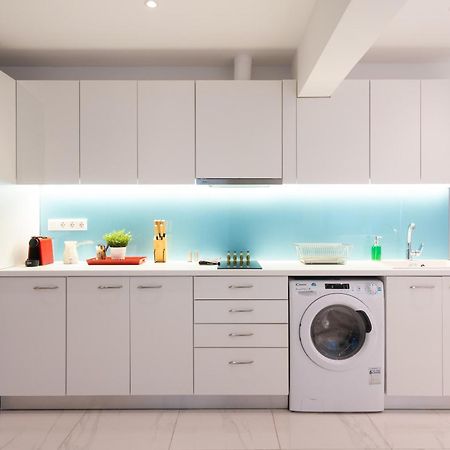 Cute And Convenient Studio In Athens Center Экстерьер фото