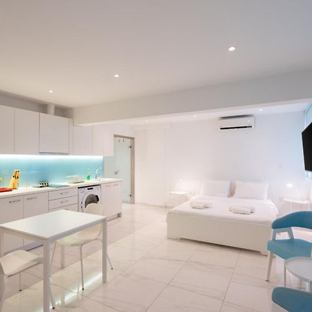 Cute And Convenient Studio In Athens Center Экстерьер фото