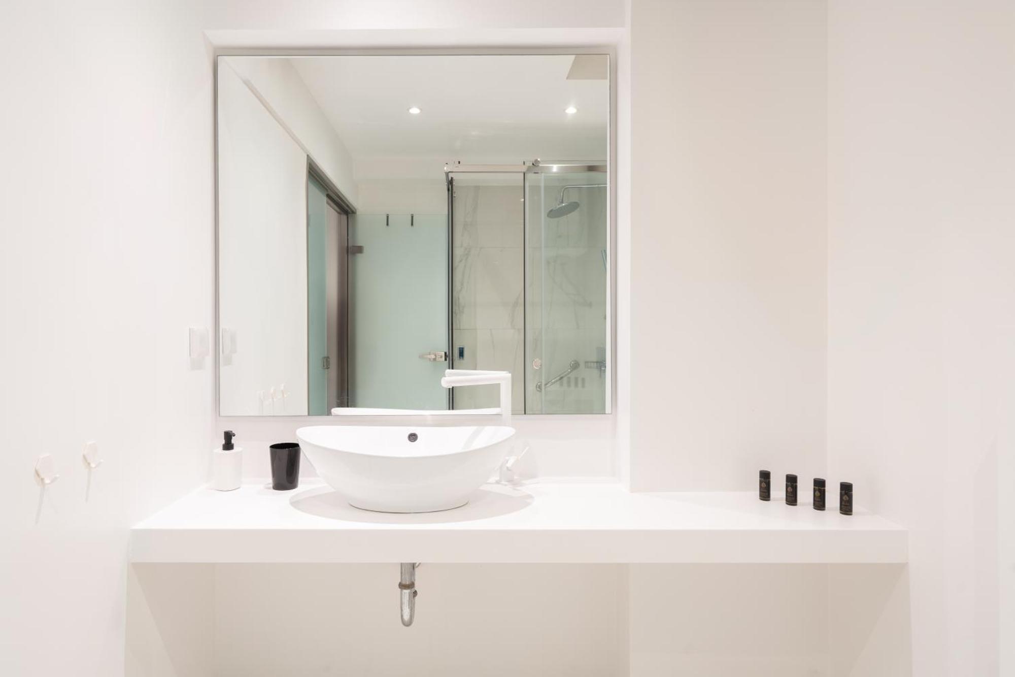 Cute And Convenient Studio In Athens Center Экстерьер фото