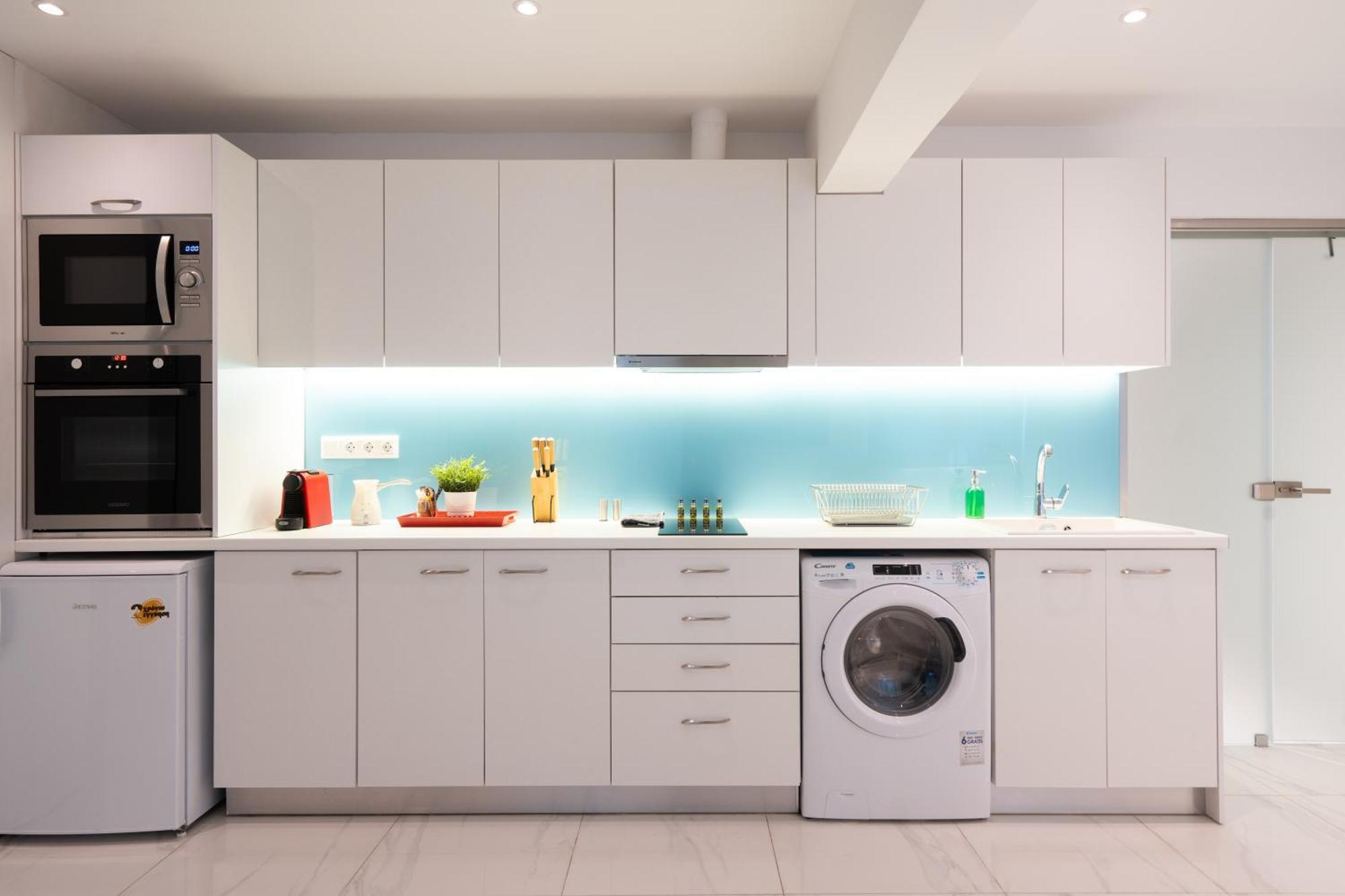 Cute And Convenient Studio In Athens Center Экстерьер фото