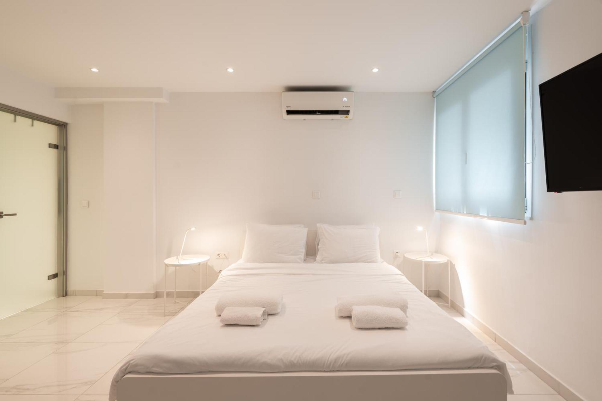 Cute And Convenient Studio In Athens Center Экстерьер фото
